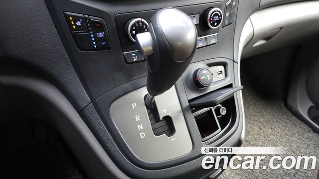 Hyundai Starex 2019 — photo 9