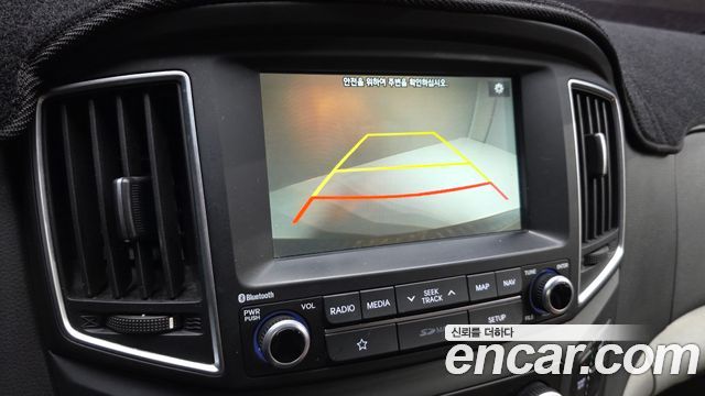 Hyundai Starex 2019 — photo 15