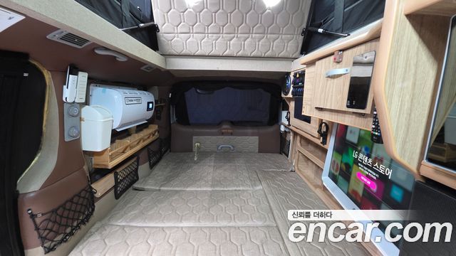 Hyundai Starex 2019 — photo 19