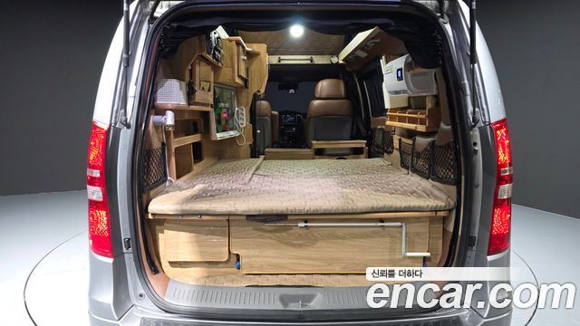 Hyundai Starex 2019 — photo 20