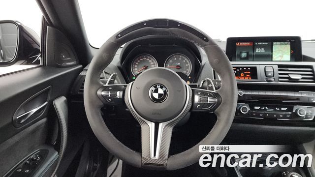 BMW M2 2017 — photo 19