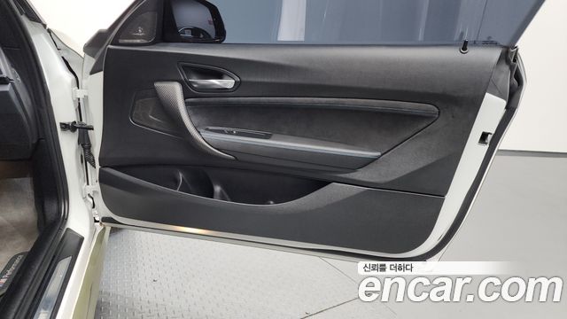 BMW M2 2017 — photo 14