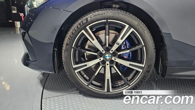 BMW 5-Series 2025 — photo 5
