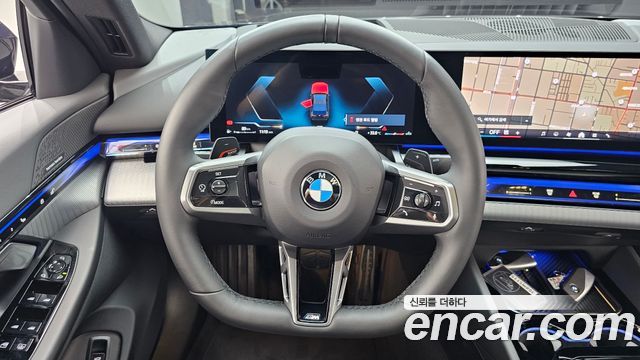 BMW 5-Series 2025 — photo 19