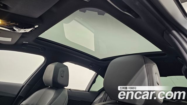 BMW 5-Series 2025 — photo 25