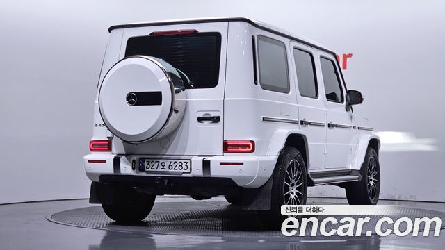 Mercedes-Benz G-Class 2023 — photo 2