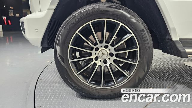 Mercedes-Benz G-Class 2023 — photo 5