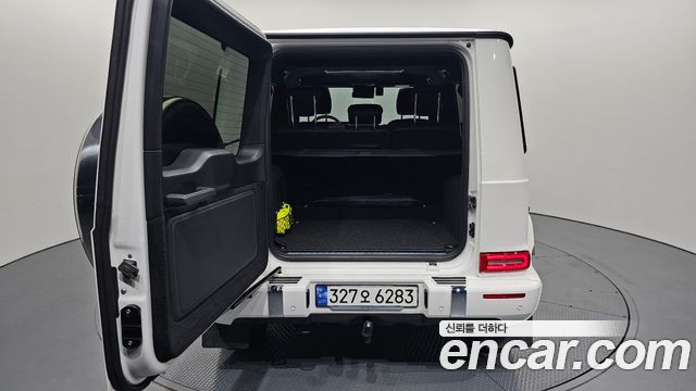 Mercedes-Benz G-Class 2023 — photo 26
