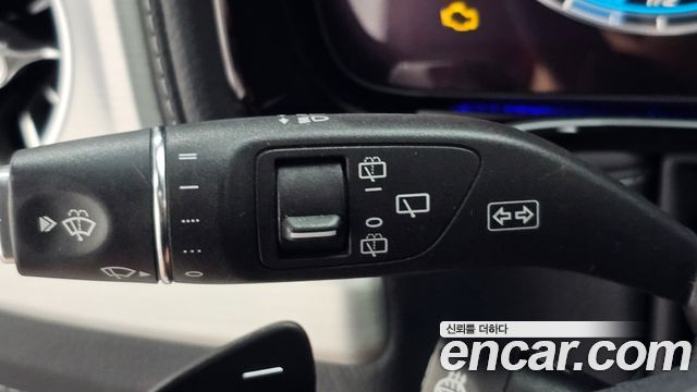 Mercedes-Benz G-Class 2023 — photo 31