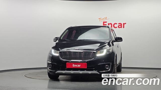 Kia Canival 2018 — photo 3