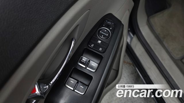 Kia Canival 2018 — photo 13