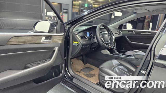 Hyundai Sonata 2015 — photo 13