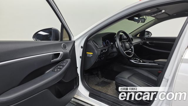 Hyundai Sonata 2020 — photo 13