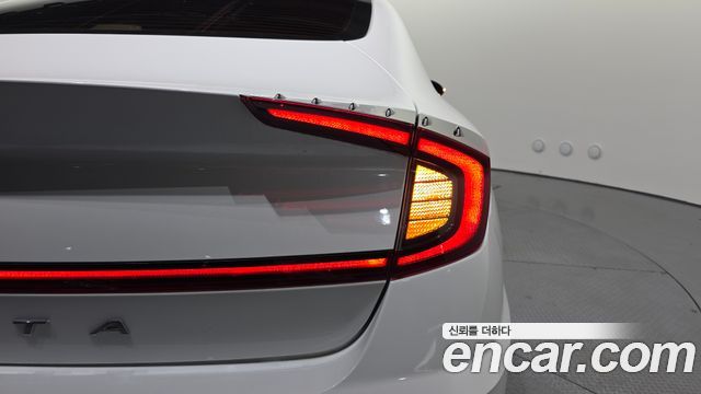 Hyundai Sonata 2020 — photo 9
