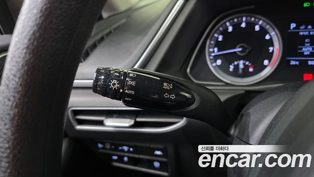 Hyundai Sonata 2020 — photo 27