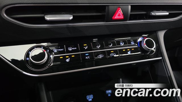 Hyundai Sonata 2020 — photo 28