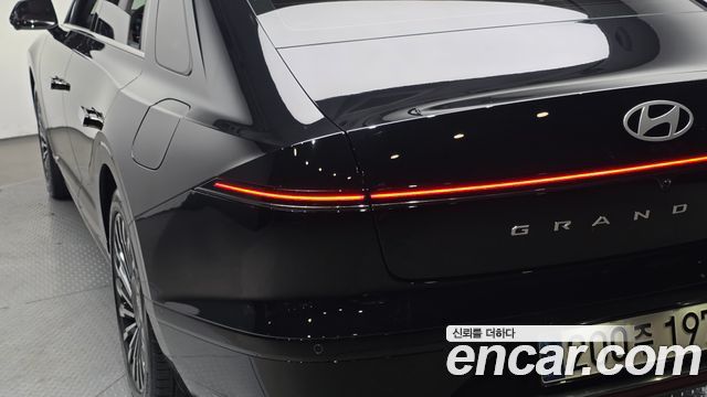Hyundai Grandeur 2025 — photo 9