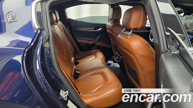 Maserati Ghibli 2019 — photo 12