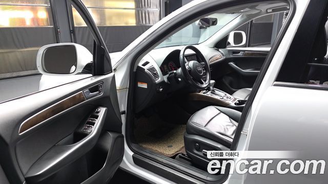 Audi Q5 2016 — photo 10