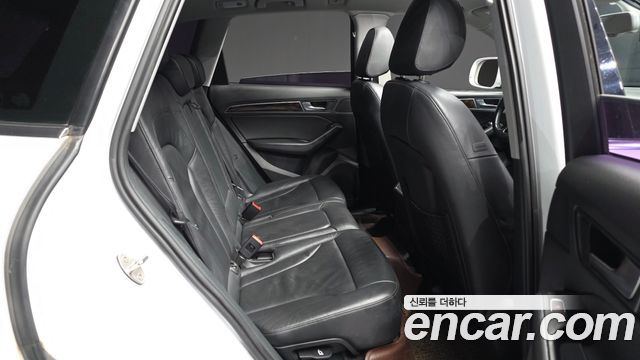 Audi Q5 2016 — photo 12