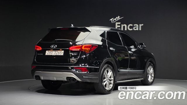 Hyundai Santafe 2017 — photo 2