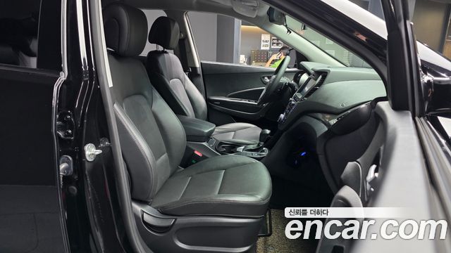 Hyundai Santafe 2017 — photo 17