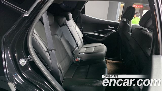 Hyundai Santafe 2017 — photo 18
