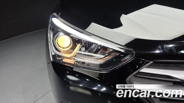 Hyundai Santafe 2017 — photo 8