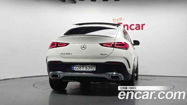 Mercedes-Benz GLE-Class 2023 — photo 4