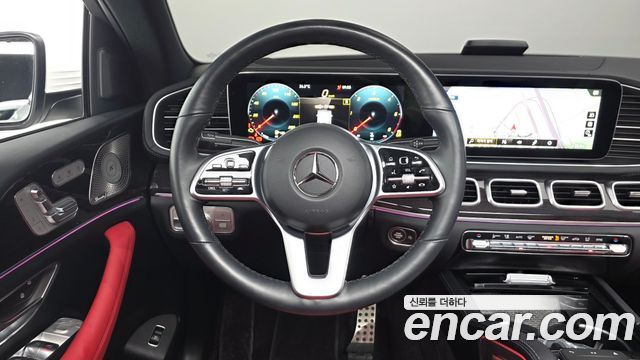 Mercedes-Benz GLE-Class 2023 — photo 12