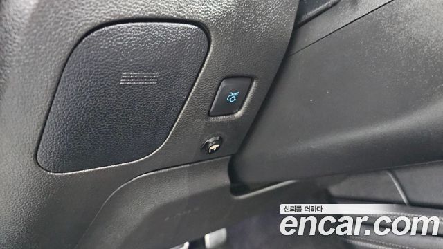 Ford Mustang 2021 — photo 18