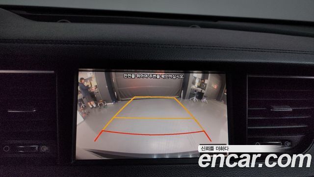 Kia K7 2016 — photo 15