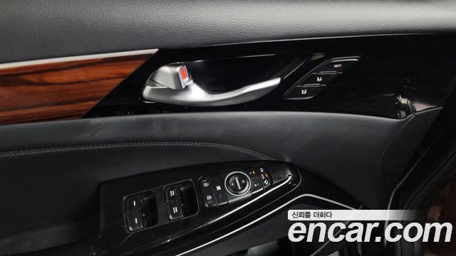 Kia K7 2016 — photo 19