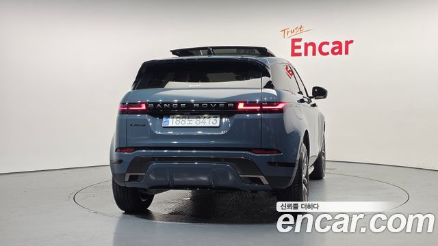 Land Rover Range Rover Evoque 2024 — photo 4