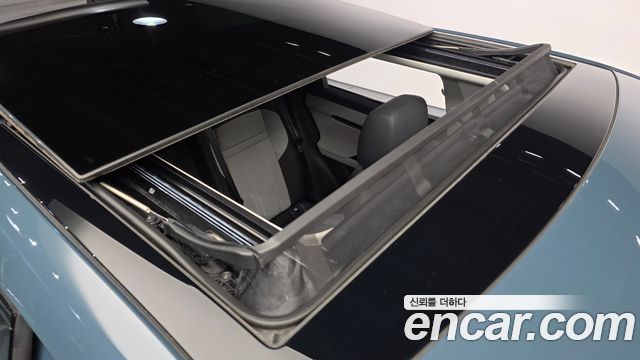 Land Rover Range Rover Evoque 2024 — photo 25