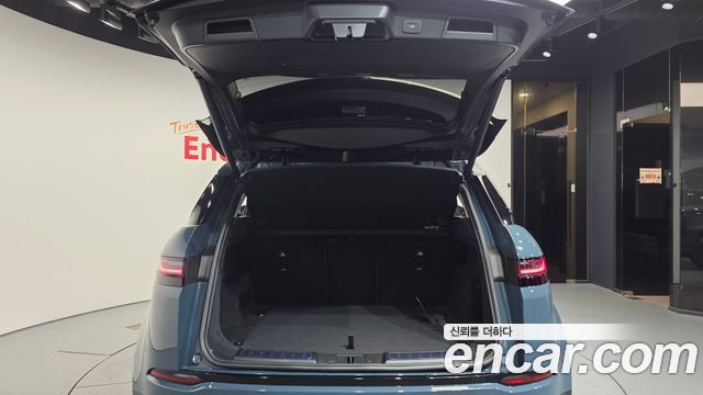 Land Rover Range Rover Evoque 2024 — photo 26