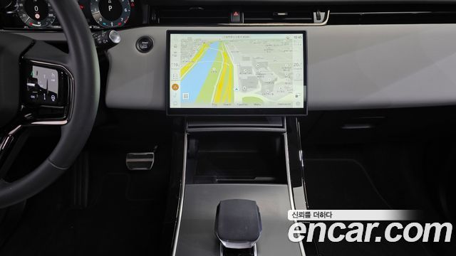 Land Rover Range Rover Evoque 2024 — photo 29
