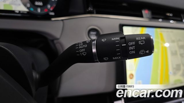 Land Rover Range Rover Evoque 2024 — photo 33