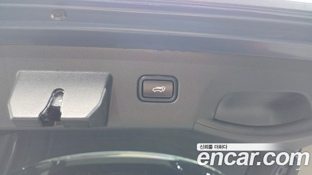 Kia Sportage 2023 — photo 33