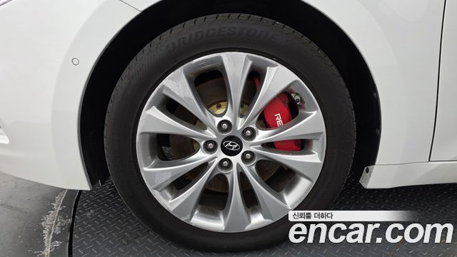 Hyundai Grandeur 2011 — photo 5