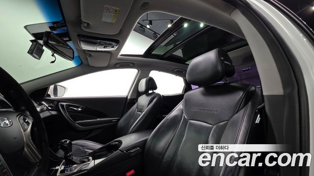 Hyundai Grandeur 2011 — photo 17
