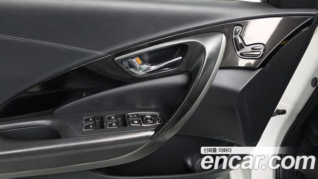Hyundai Grandeur 2011 — photo 20