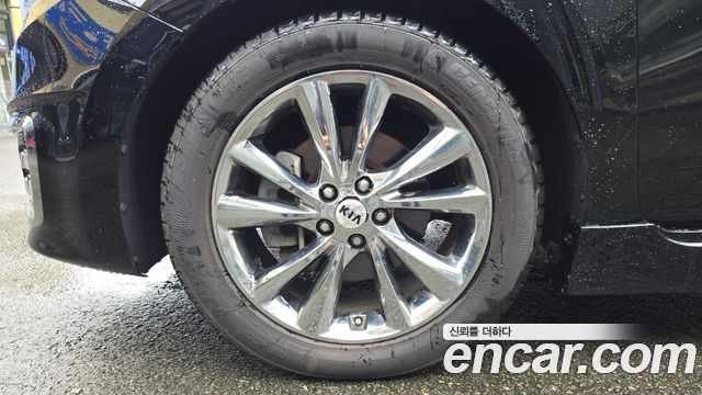 Kia Canival 2018 — photo 5