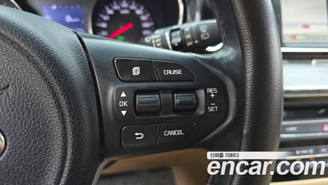 Kia Canival 2018 — photo 16