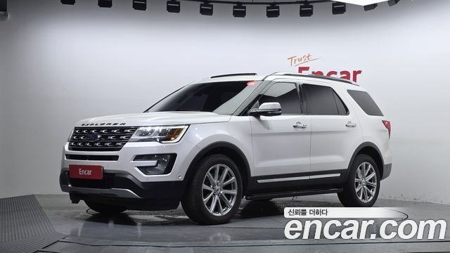 Ford Explorer 2017 — photo 1