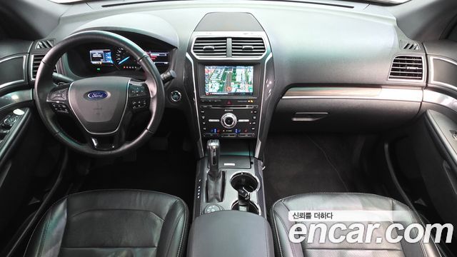 Ford Explorer 2017 — photo 7