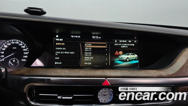 Genesis G90 2019 — photo 22