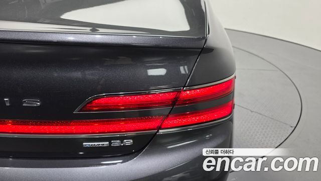 Genesis G90 2019 — photo 9