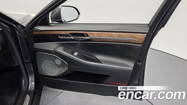 Genesis G90 2019 — photo 15