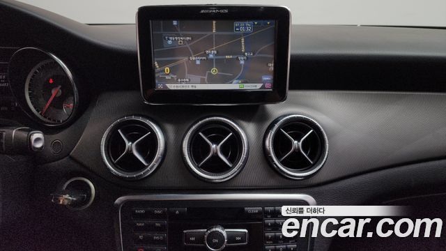 Mercedes-Benz CLA-Class 2014 — photo 12